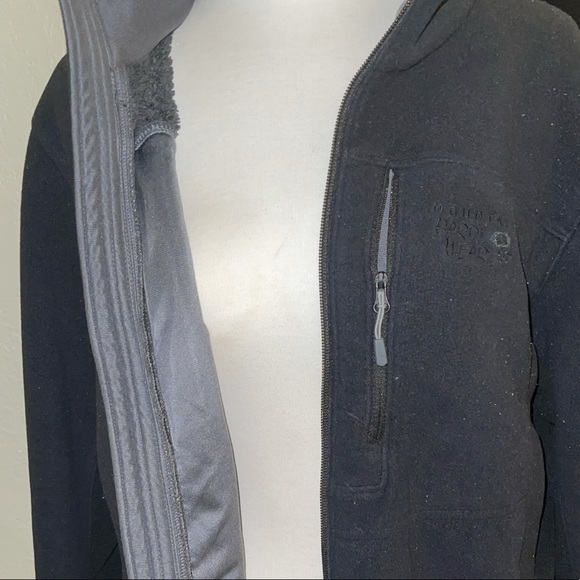 Mountain HardWare Jacket- OFFERS ACCEPTED - Picture 5 of 7
